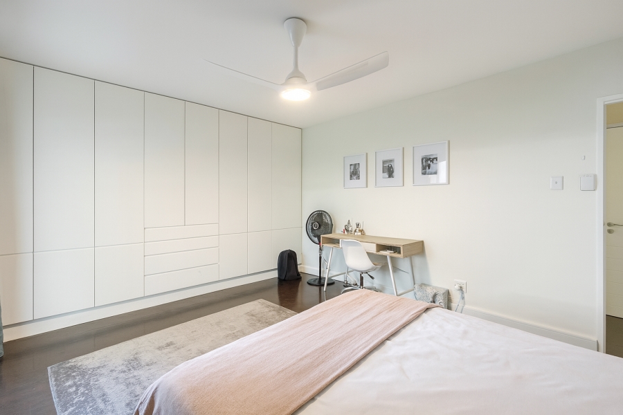 3 Bedroom Property for Sale in Sea Point Western Cape